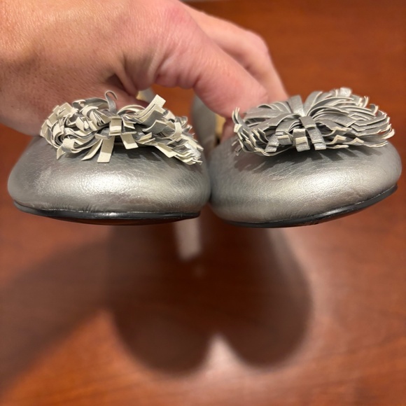 J. Crew Women's flats in Metallic Silver Size 7 - Picture 11 of 11